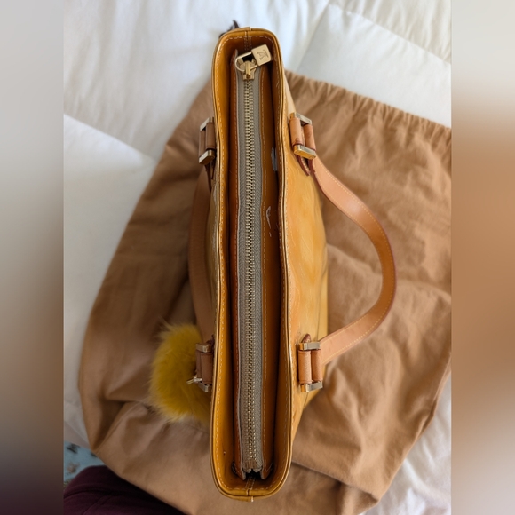 Authentic Louis Vuitton Houston Embossed Monogram Vernis Leather Tote Bag - Picture 12 of 14